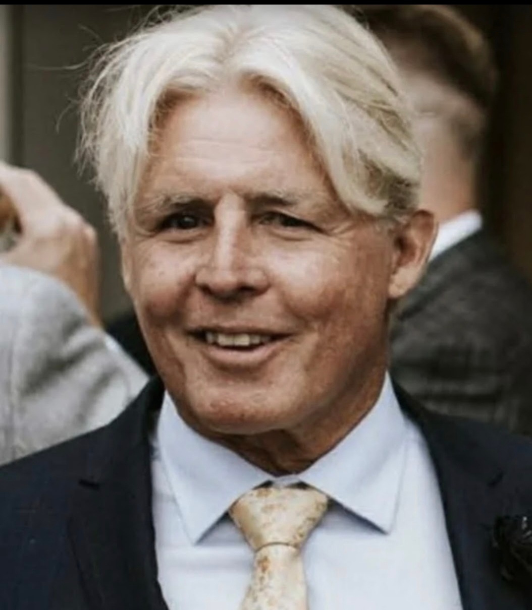 Simon Treloar